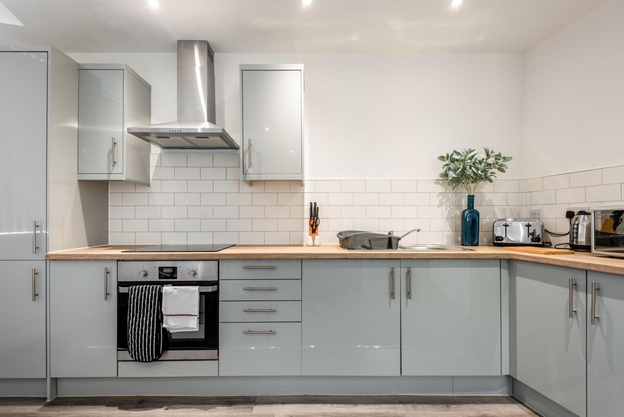 Lovely 1 Bedroom Apartment In Central Rotherham Eksteriør bilde