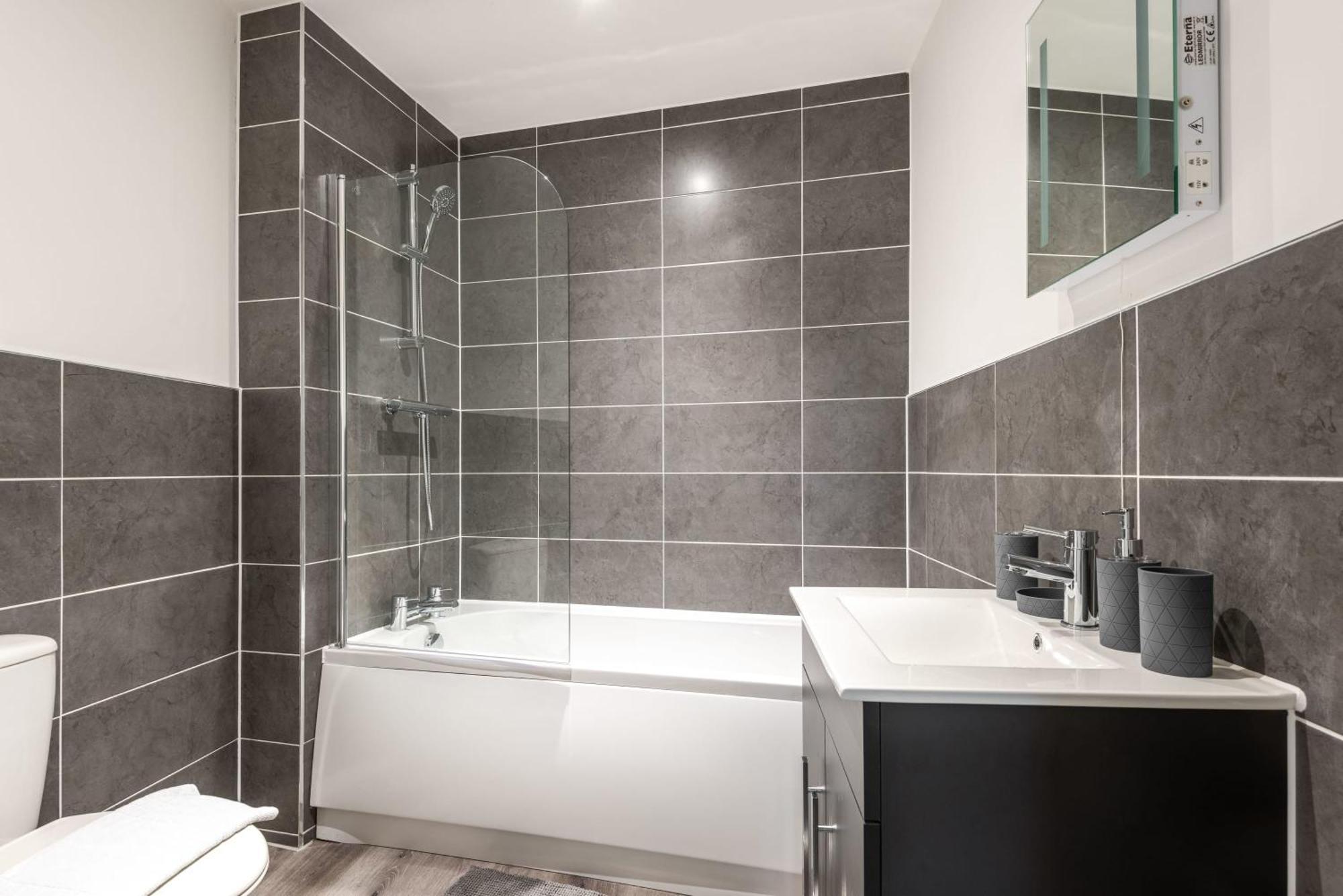 Lovely 1 Bedroom Apartment In Central Rotherham Eksteriør bilde